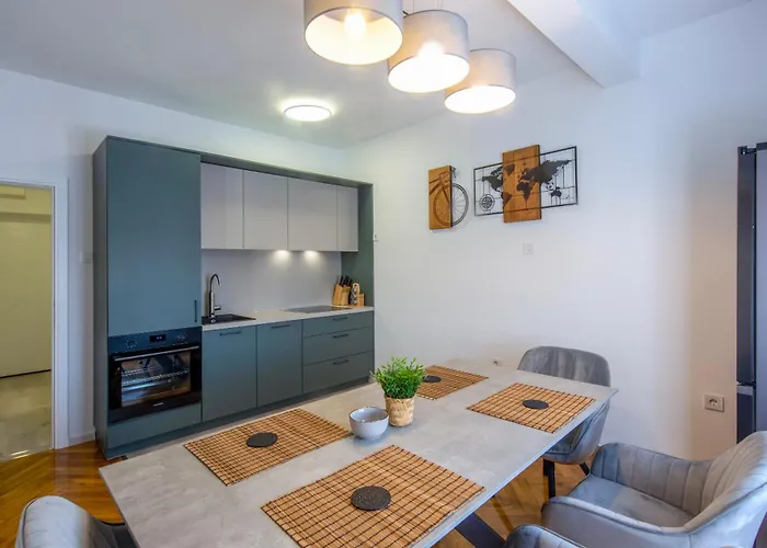 Luxury Apartment Revita